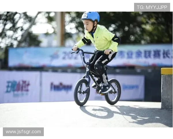 极限运动的挑战与激情周磊分享他的冒险人生与成长故事